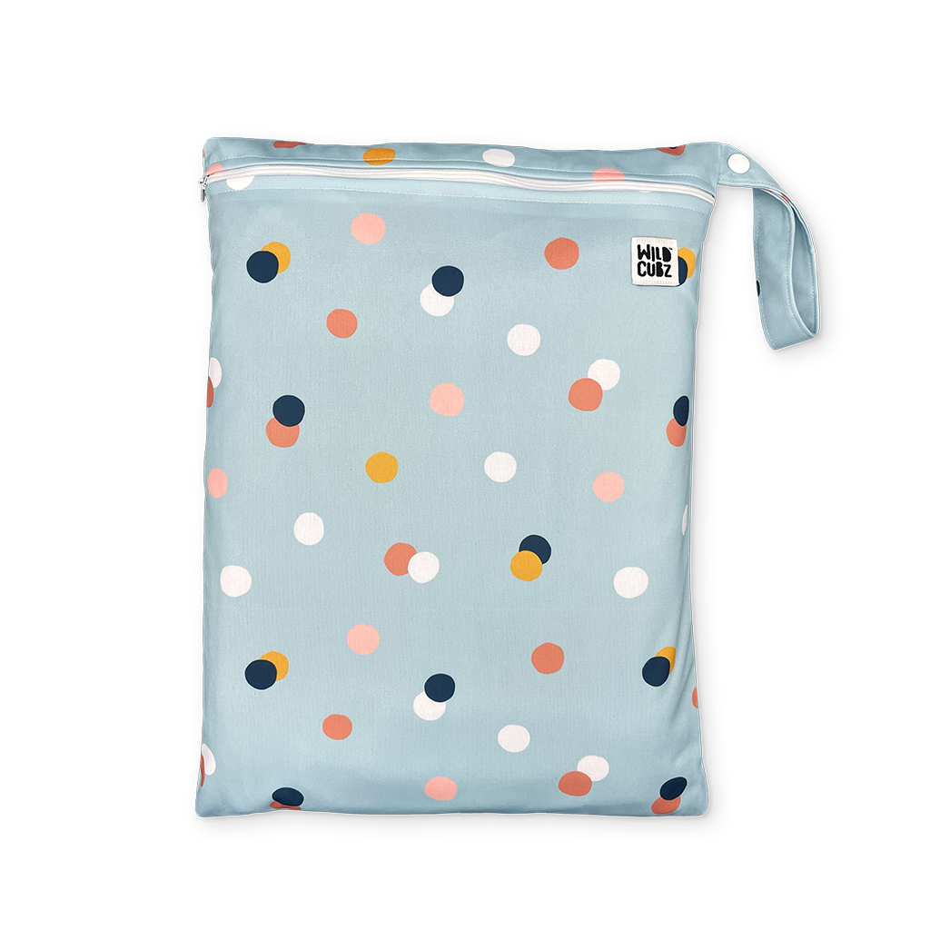 Wildcubz splat mat with matching wet bag - Dots on Dots